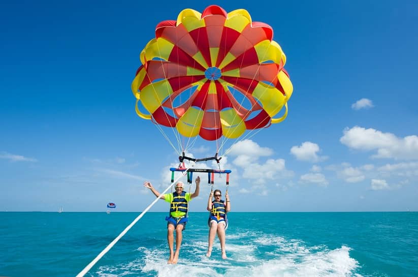 Dubai Parasailing